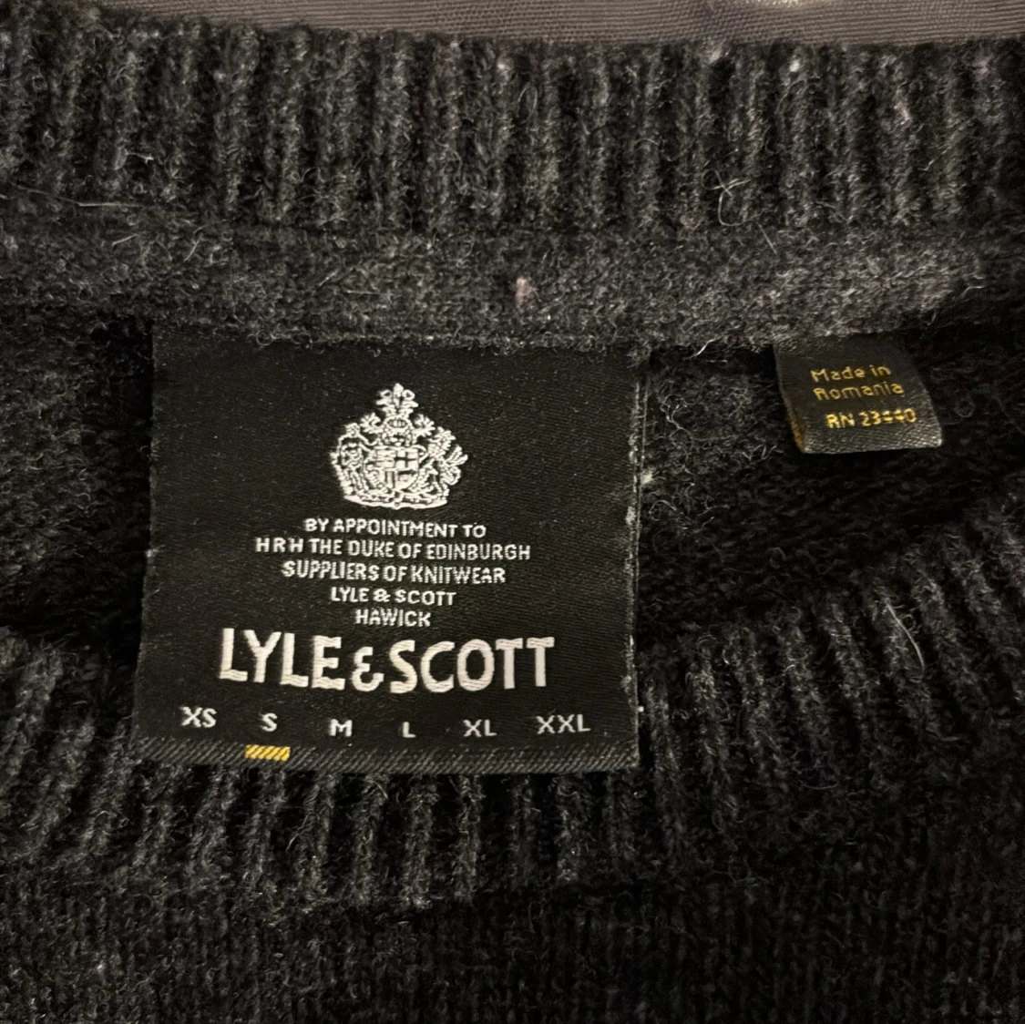 Stickad lyle & scott  - 2