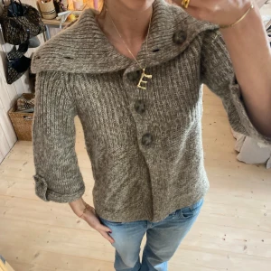 Stickad kofta - SUPER snygg!! I mohair ❤️