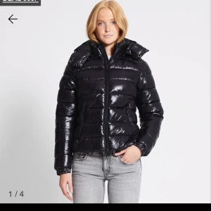 Lager 157 jacka - Lager 157 jacka i modellen nikki. 