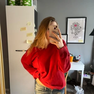 V-ringad tröja - Snygg oversized långärmad tröja som inte används💕💕