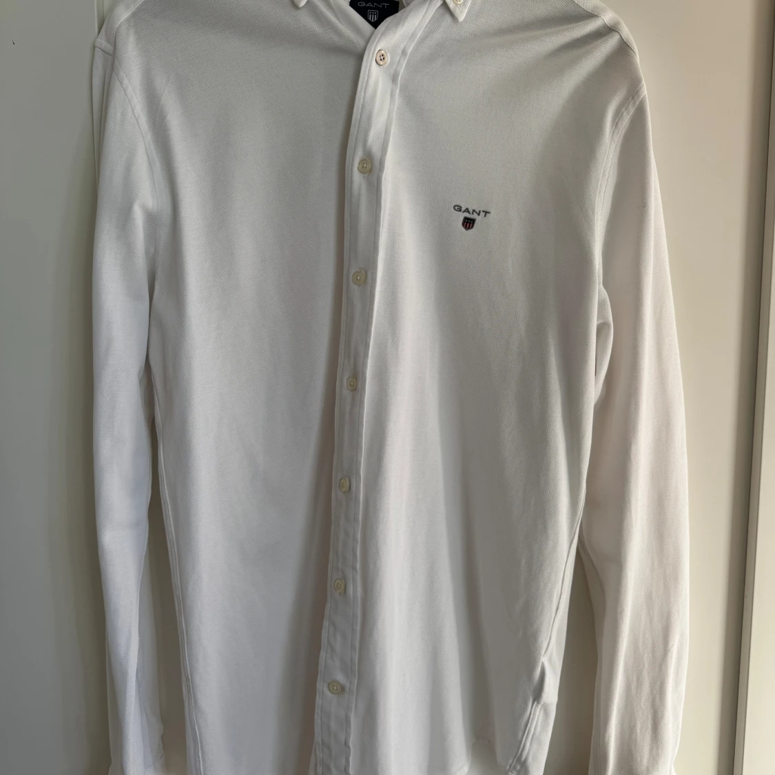 Gant vit långärmad piké / skjorta