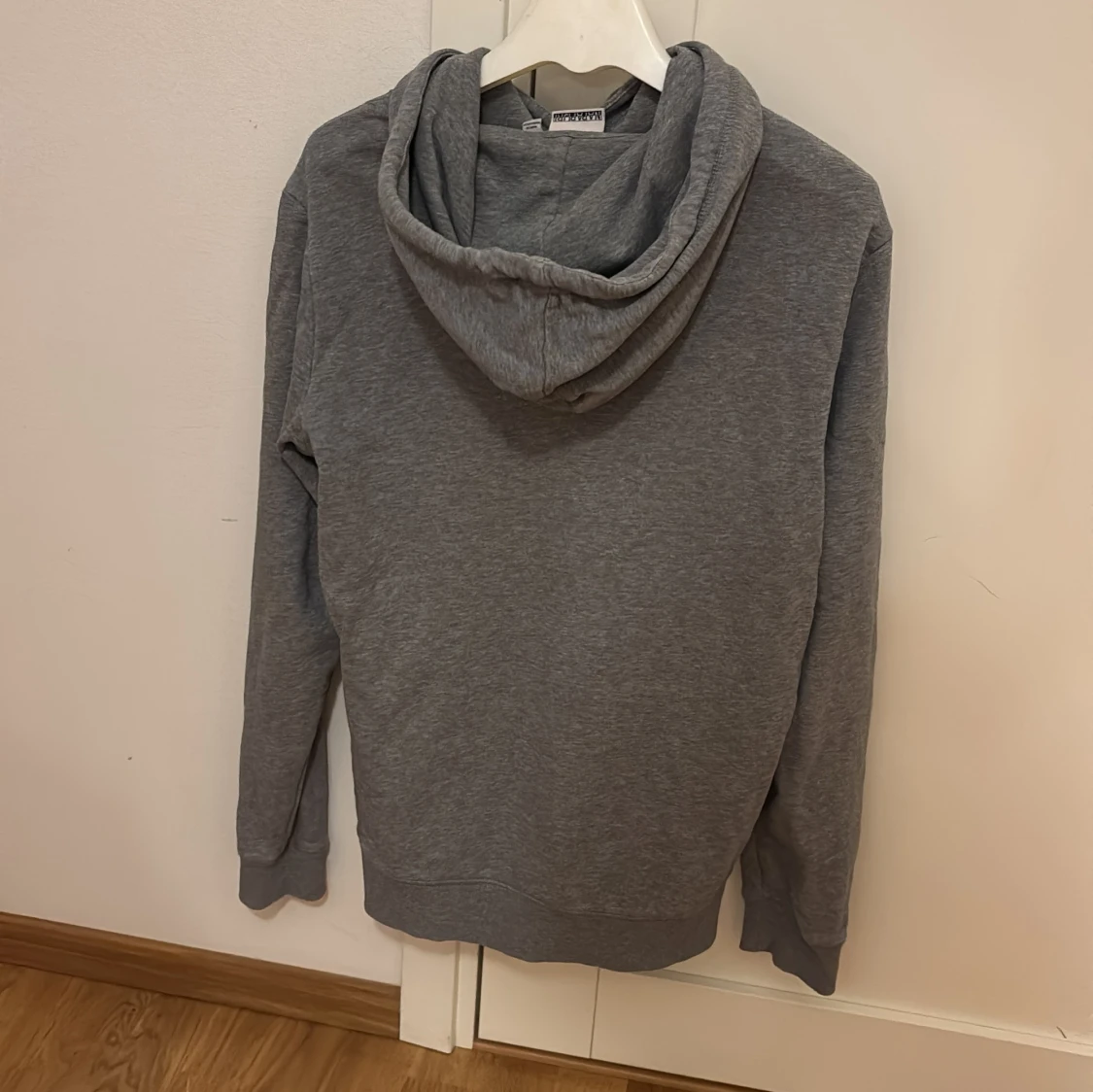 Grå hoodie | Napapijri - 90