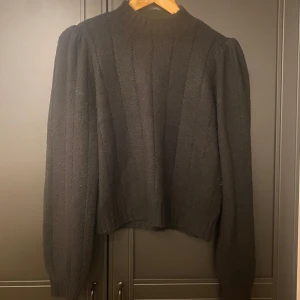 Stickad tröja - Mysig stickad från Vero Moda