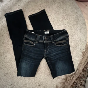 Pepe jeans  - Super snygg pepe jeans i storlek 27/32💓💓