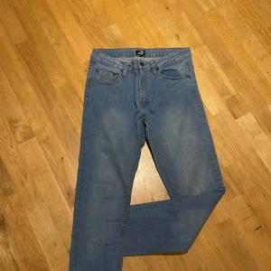 Jeans - Slim fit jeans från denim project i strl. W31L32