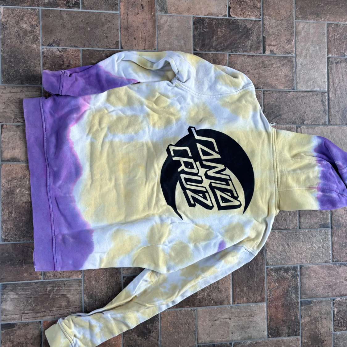 Santa Cruz hoodie🙌