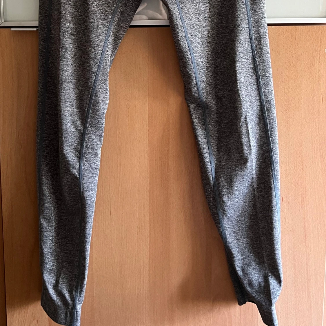 Gråa träningsbyxor från Björn Borg - 90