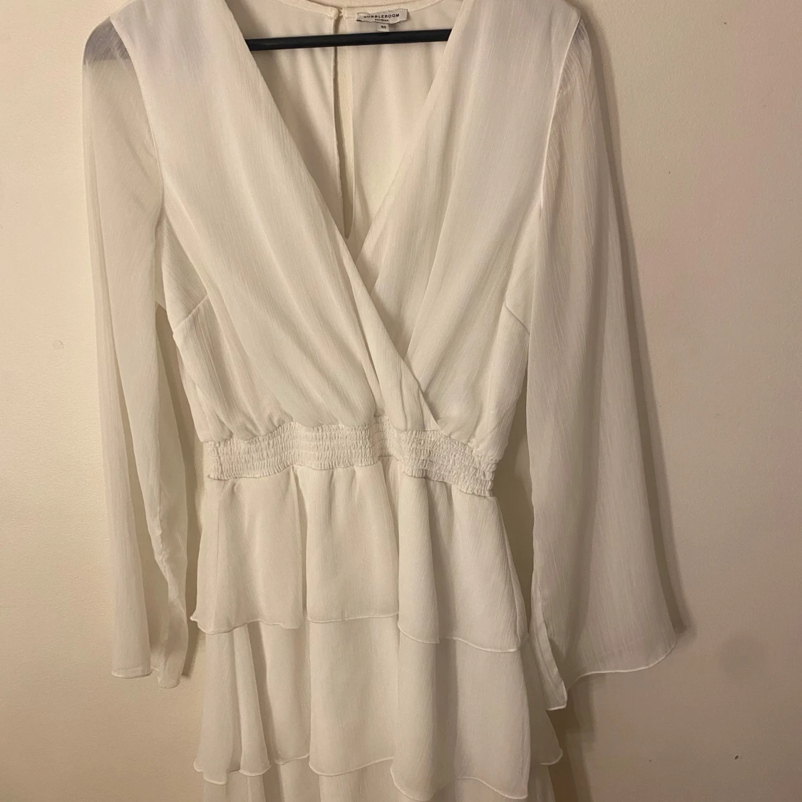 Vit omlottklänning från Bubbleroom - 93