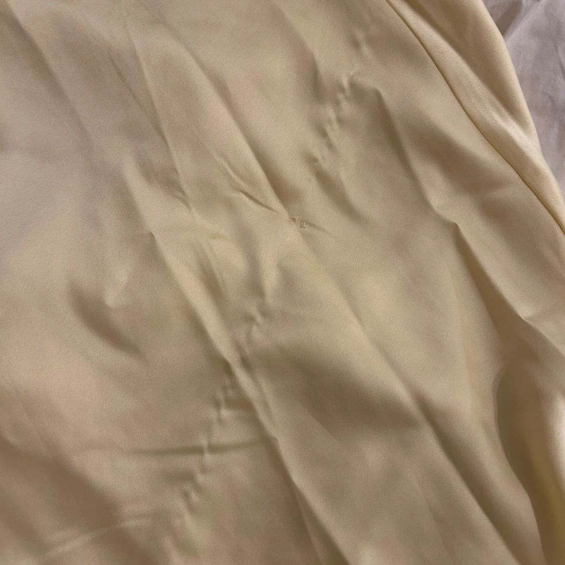 Ljusgul långklänning - 92