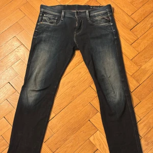 Replay jeans - Hej säljer mina reaplay jeans modell ambas i stolek 30/31 Då jag inte andvänder dom längre