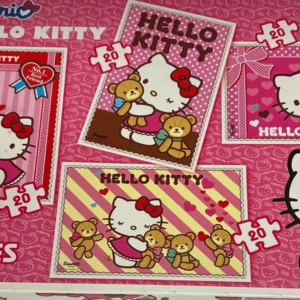 Hello Kitty Puzzle - 4 in 1 - Hello Kitty Puzzle från Hello Kitty - 4 in 1, Mycket bra skick & Rekommenderas till dig med barn som behöver underhållning!