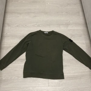 Stone Island  - Bra skick 