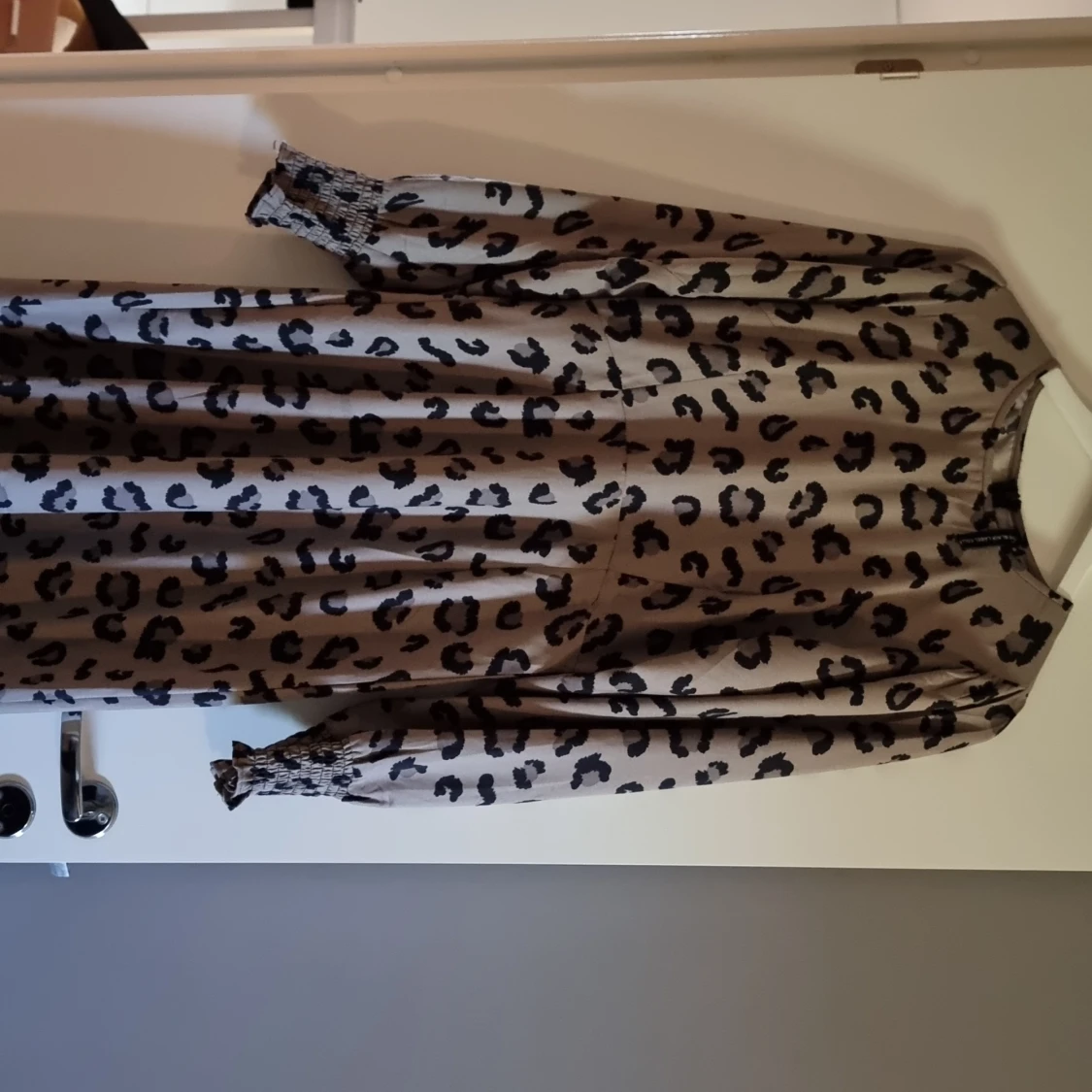 Leopardmönstrad klänning  - 91