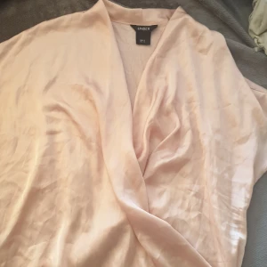 Säljee - En super köpte den ny men jag väljer sälja bort den då den kommer inte till användning och priset går att diskuteras