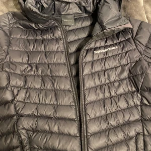 Peak jacka - Utmärkt skick