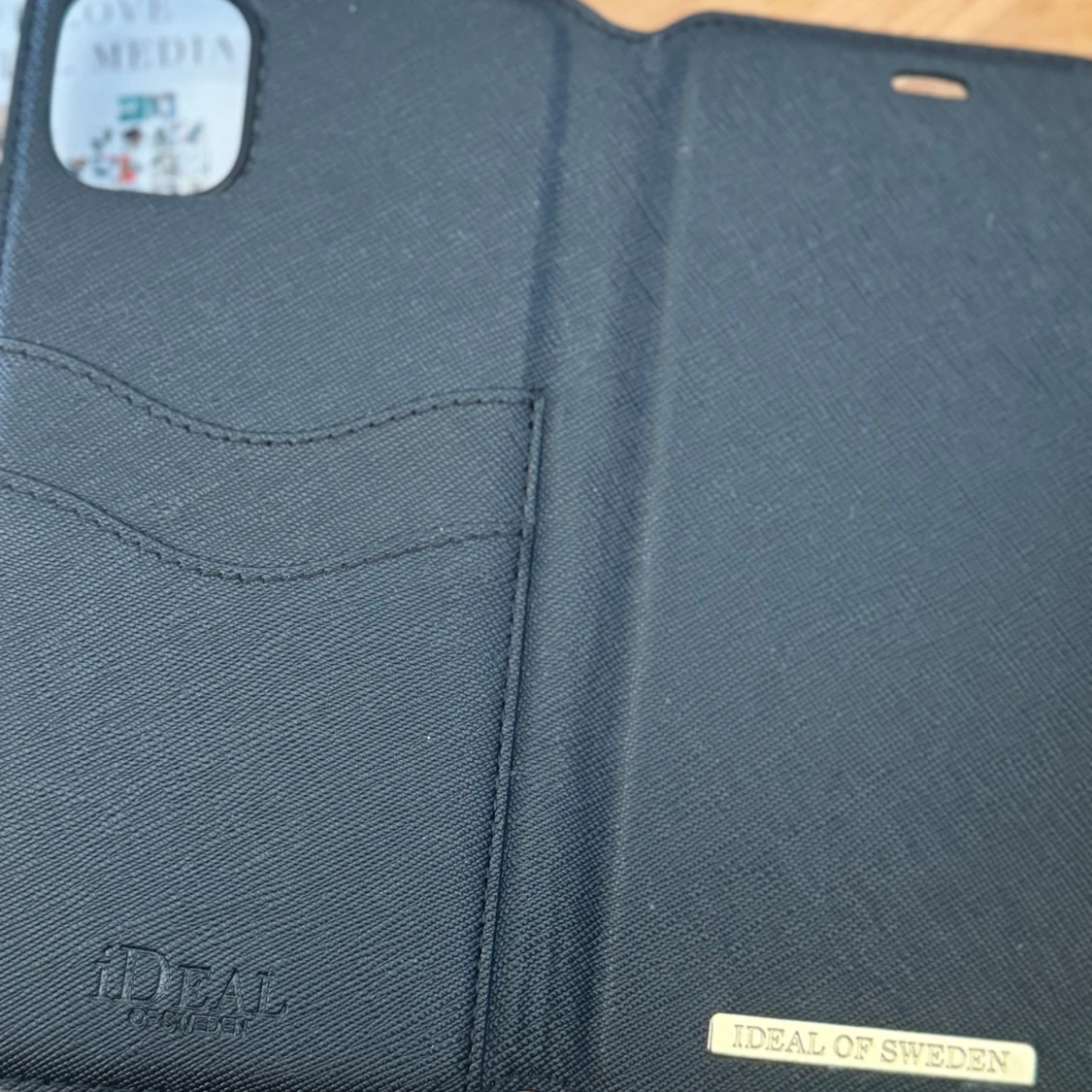Svart mobilfodral från iDeal of Sweden - 90