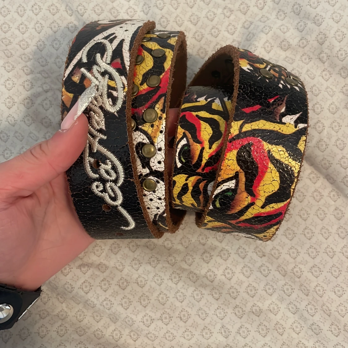 edhardy bälte  - 91