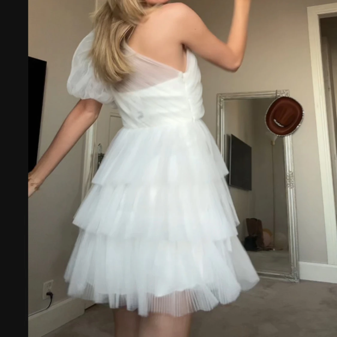 By malina klänning - 92