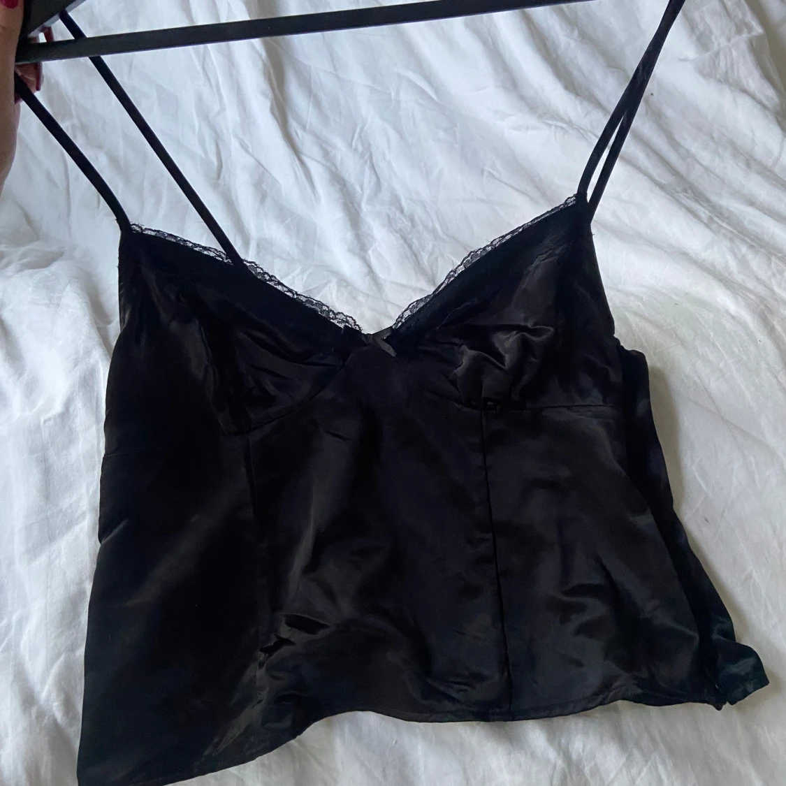 Svart satinlinne från H&M - 91