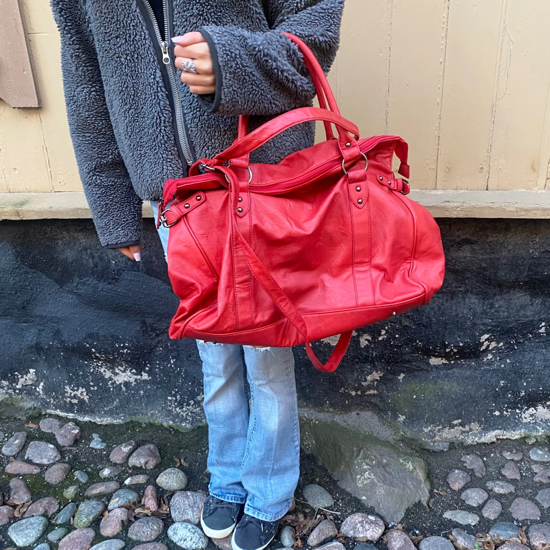 Röd väska - 91