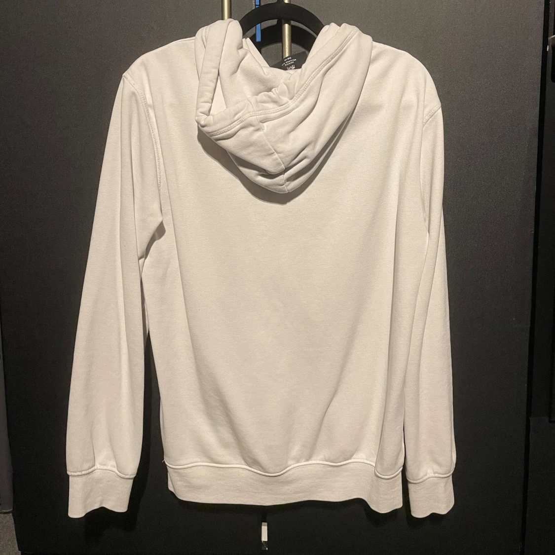 Vit hoodie från H&M - 90