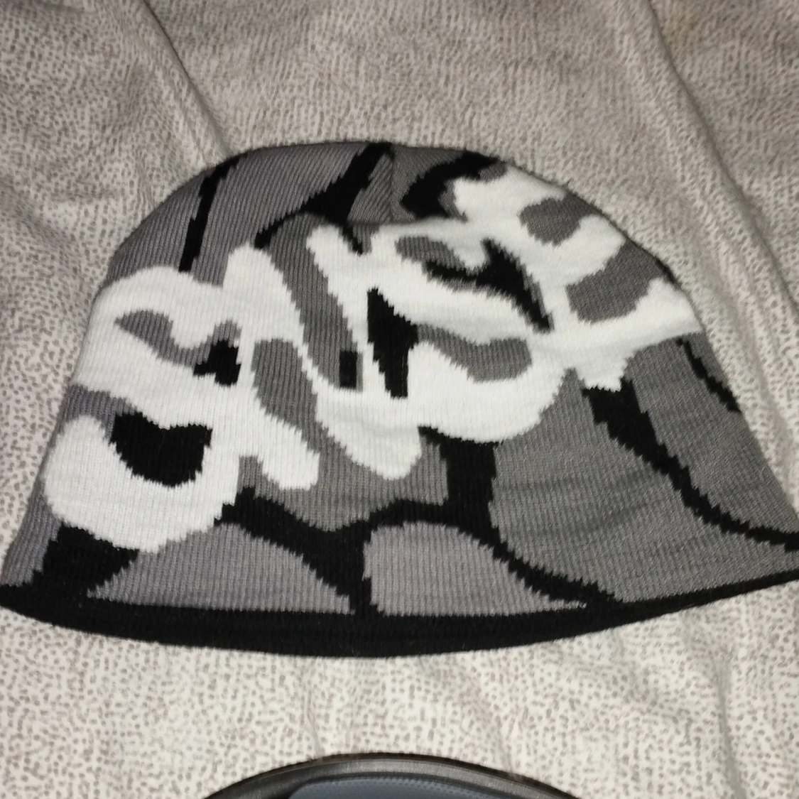 Camouflagefärgade mössor 75kr/st - 91