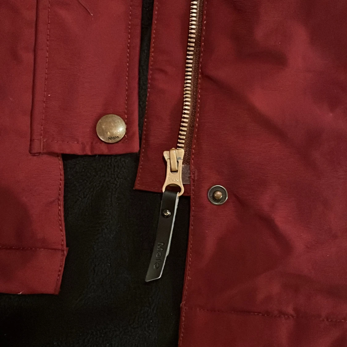 Vinröd jacka från Molo - 90