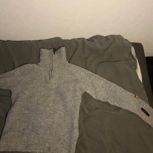 Ulvang half zip tröja - Ulvang half zip tröja storlek XS. Nypris cirka 1300