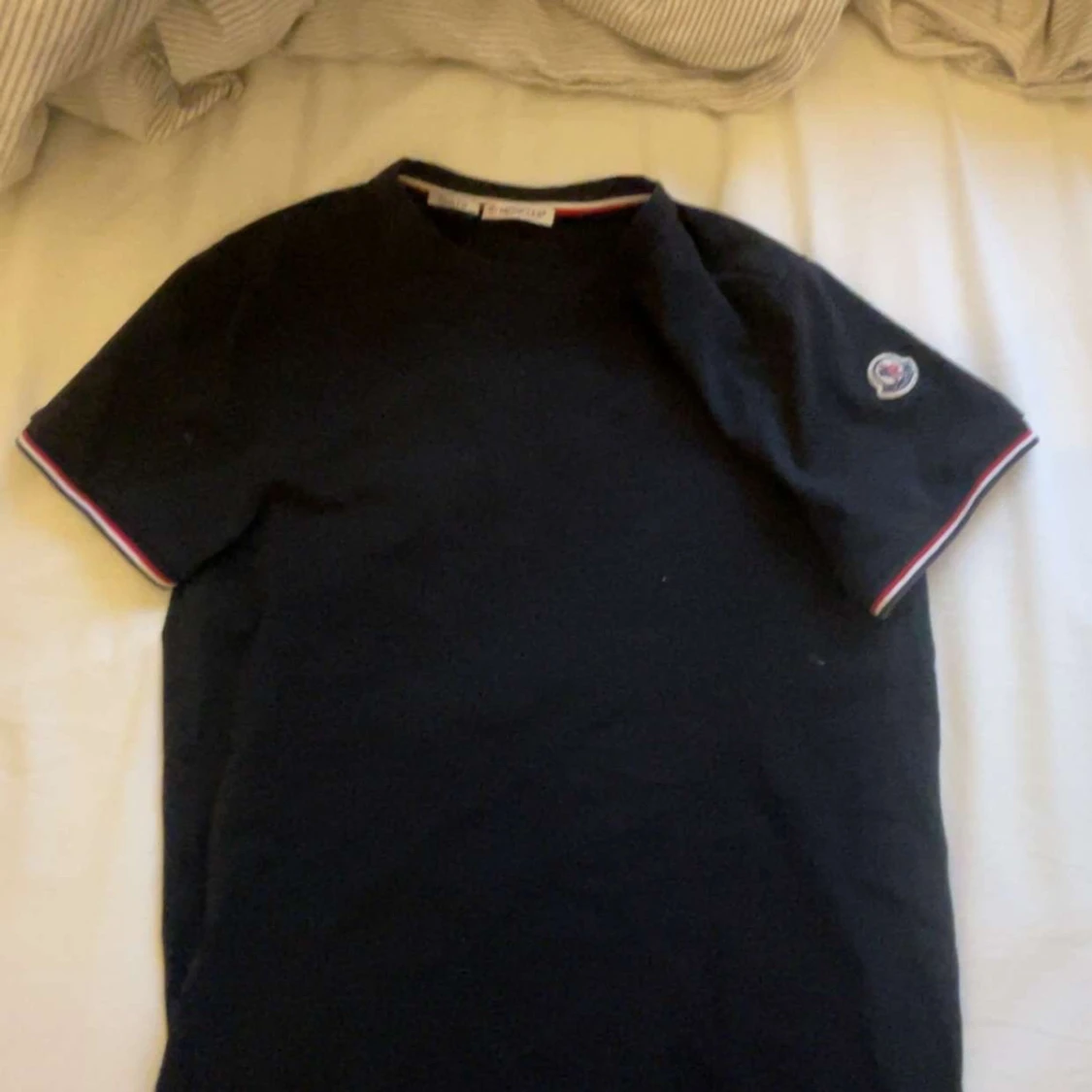 Svart t-shirt från Moncler