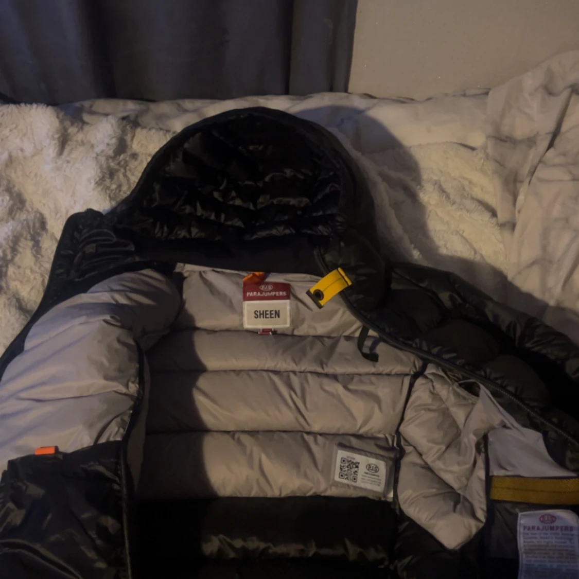 Svart dunjacka från Parajumpers - 90