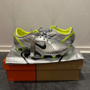 Nike Mercurial Vapor 1 R9 2024 Limited Edition - Nike Mercurial Vapor 1 R9 2024 Limited Edition US 8,5 | Eu 42 10/10 Pair 2032/4500 Only 4500 pairs!