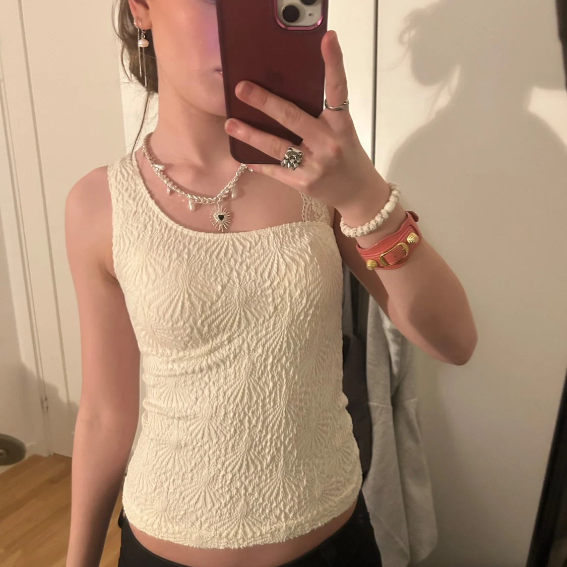 Beige ribbad linnetopp