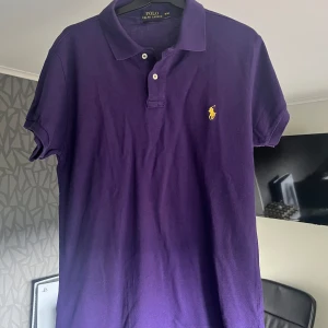 Ralph luren piké  - Storlek M i bra skick, ny pris 1399kr nu 350kr