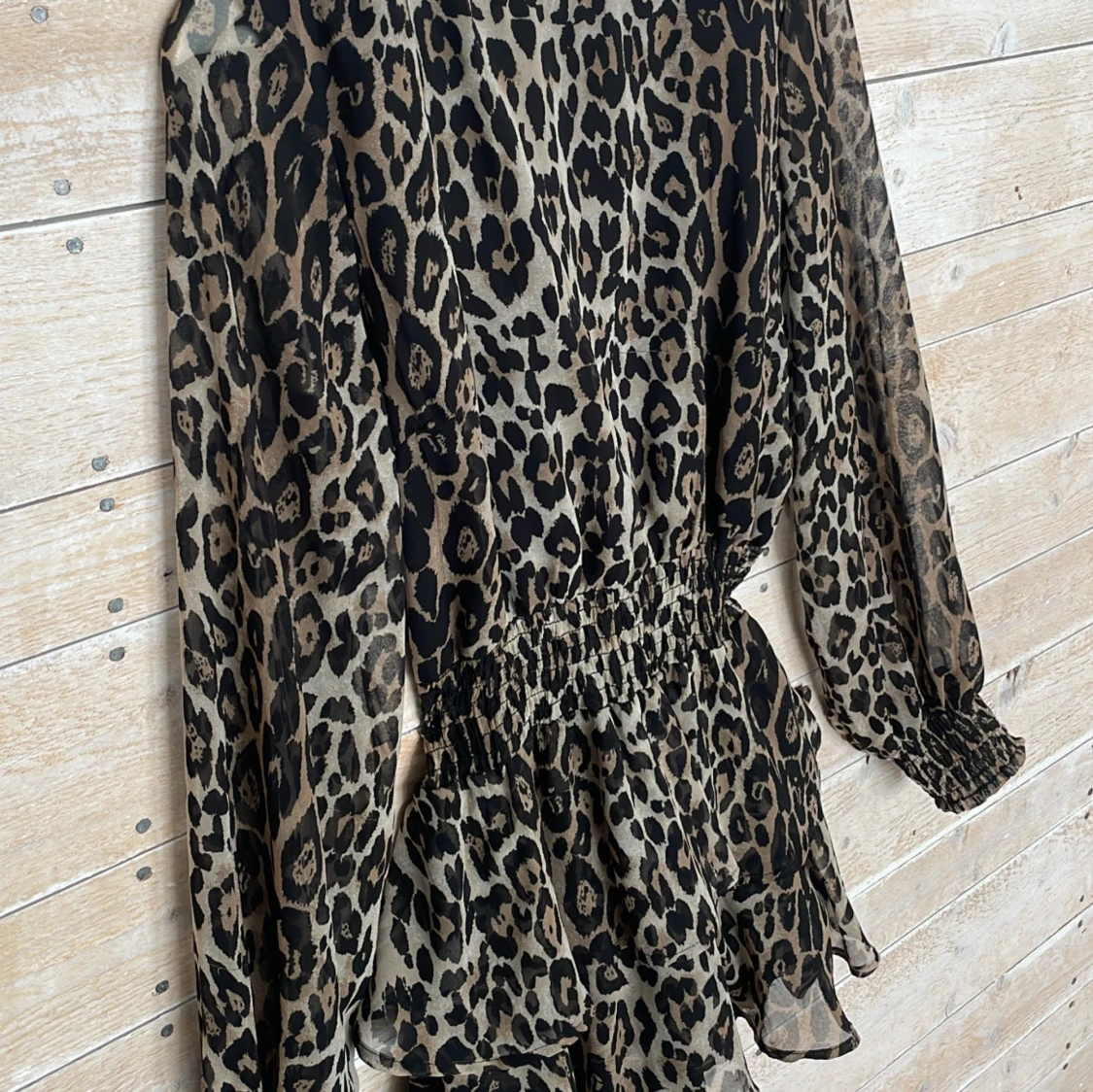 Leopardmönstrad klänning - 91