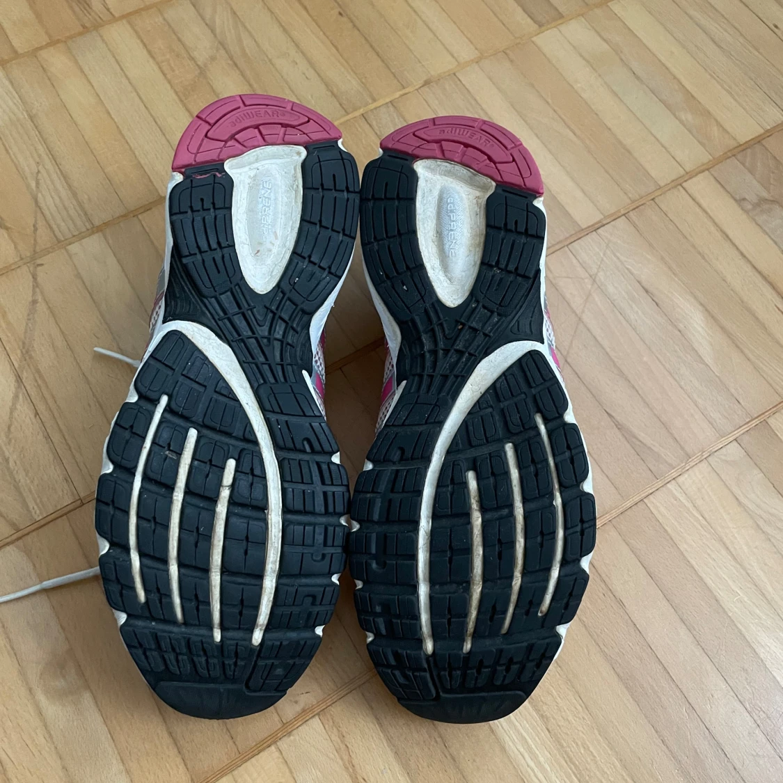 Adidas joggingskor - 91