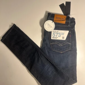 Nya replay Anbass jeans - SPRILLANS NYA! | Storlek 28/34 | Slimfit | hör av dig vid frågor! 