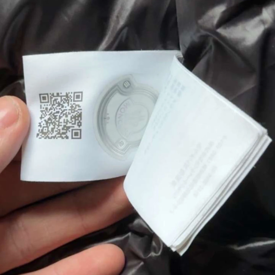 Svart väst från Moncler - 2