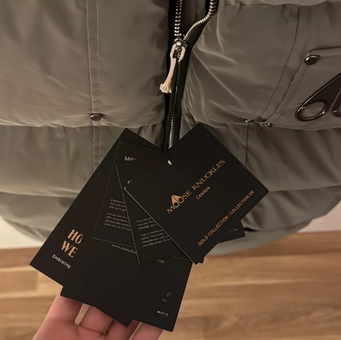 Grå dunväst från Moose Knuckles - 2