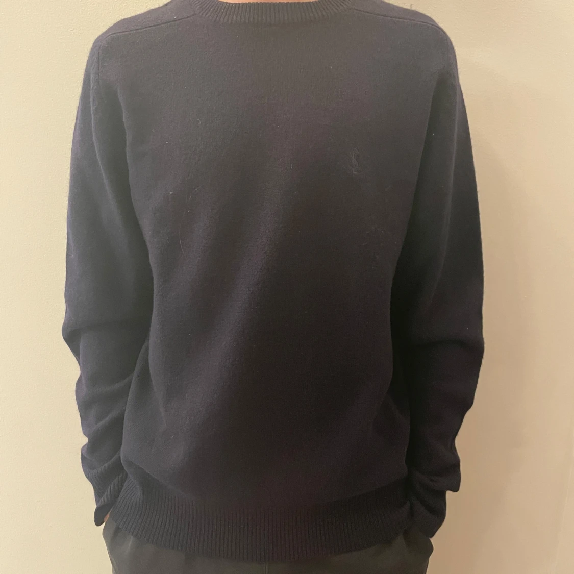 Yves Saint Laurent Navy Ull Stickad Tröja 