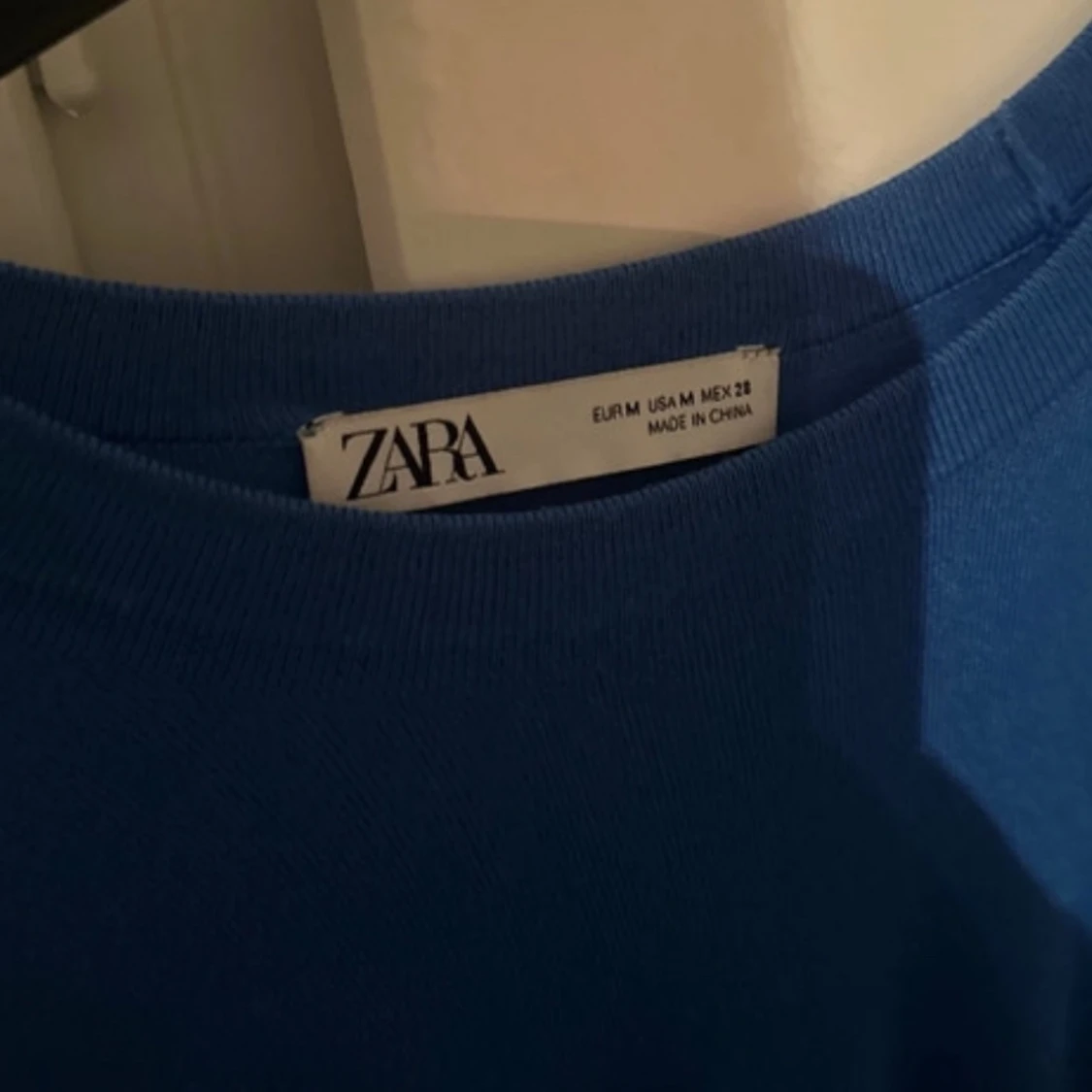 Blå tröja från Zara - 90