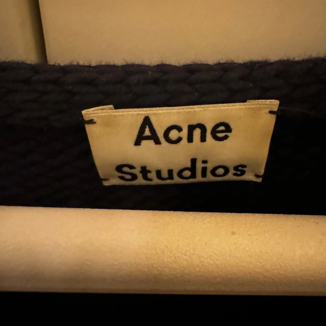 Svart dirk jaquard tröja från Acne Studios  - 90