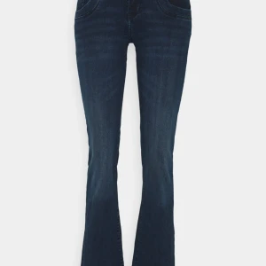 ltb jeans - Säljer mina ltb jeans då jag inte använder de så mycket och för att jag behöver spara ihop pengar. 2 defekter som inte syns eller tänka på (skriv för bild) 27/30 💙Helt slut sålda i denna storlek och nästan övrigt. (pris kan diskuteras)