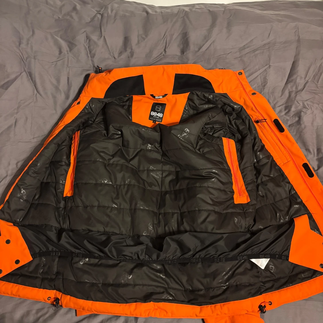 Orange skidjacka från 8848 Altitude - 92