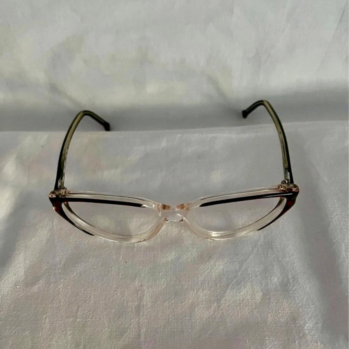 Transparenta glasögon med rödbrun mönster - 92