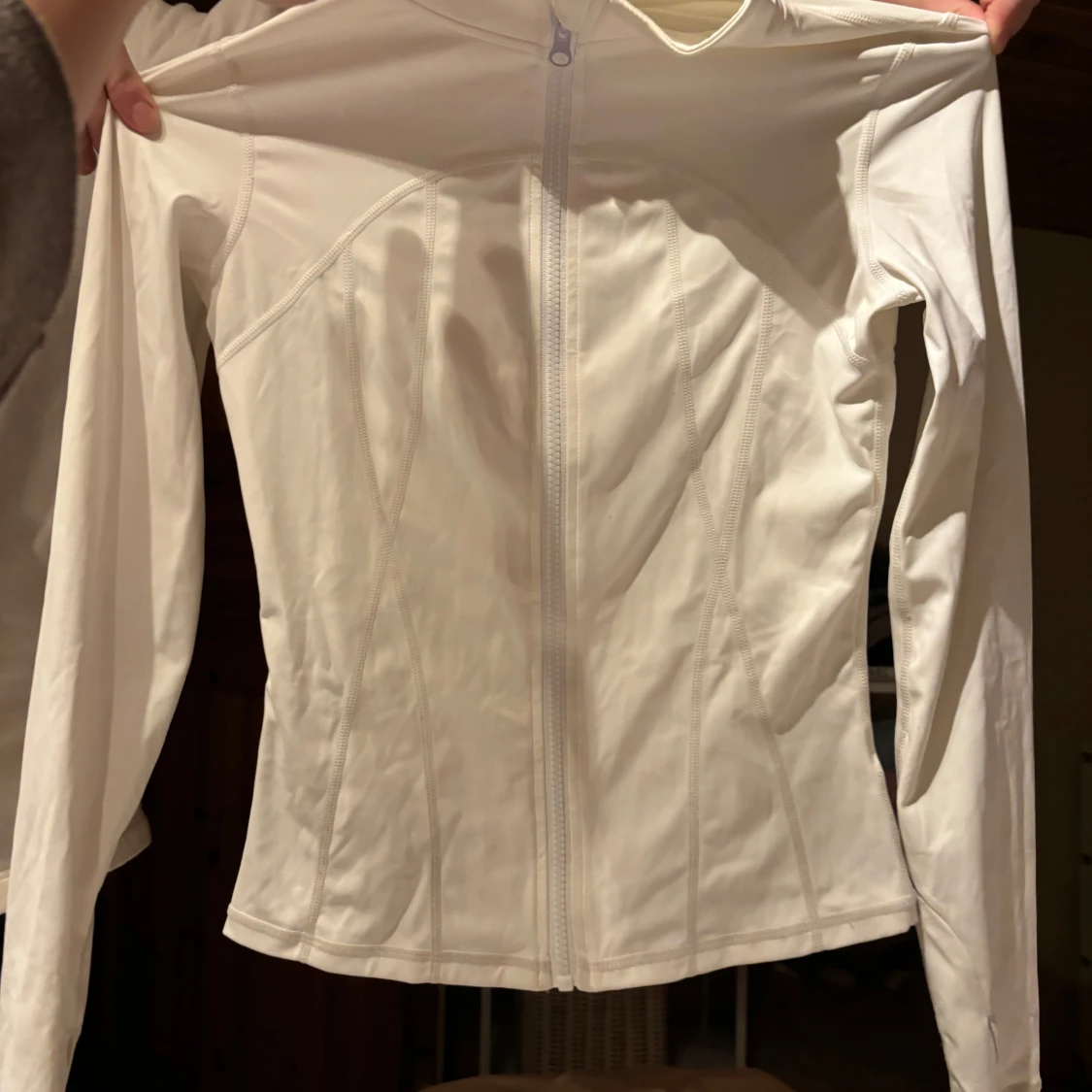 Vit zip tröja  - 91