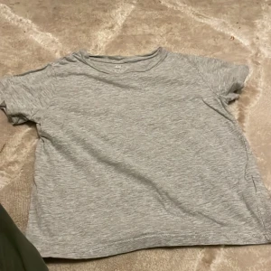 Tröja - För liten för mig