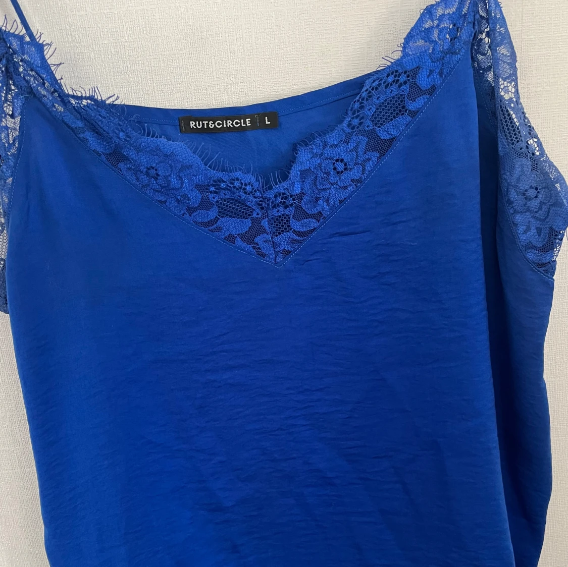 Blå spetslinne  - 1