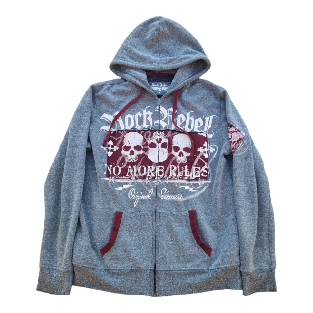 Helt sjukt snygg Rock Rebel hoodie. Väldigt bra skick.. Hoodies.