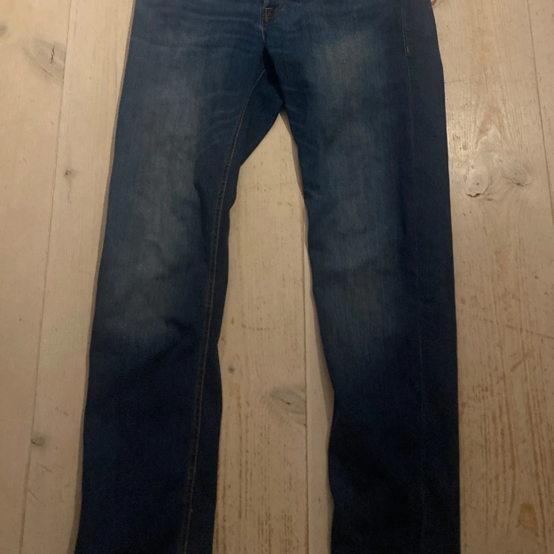 Blå Jack and Jones jeans 