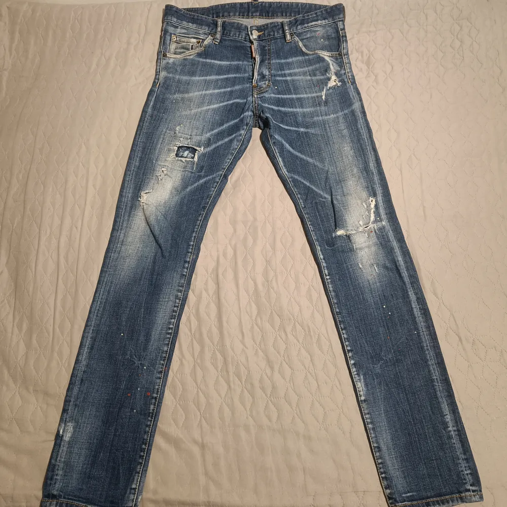 Dsquared2 jeans (cool guy) Storlek 50 Bra skick. Jeans & Byxor.